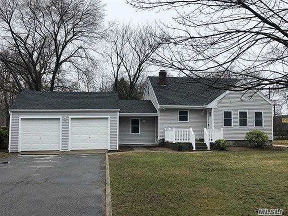 2nd image of 4 Lincoln Ave