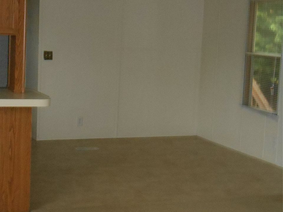 2nd image of 4100 N Ohenry Blvd Trlr 52