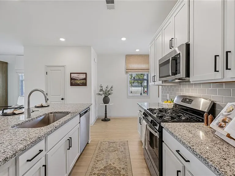 180 Park Ave #THE WREN — Photo 15