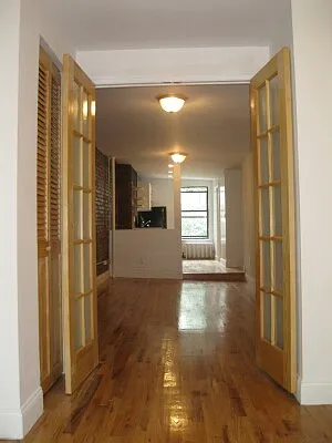 Rented by Tower Brokerage | media 20