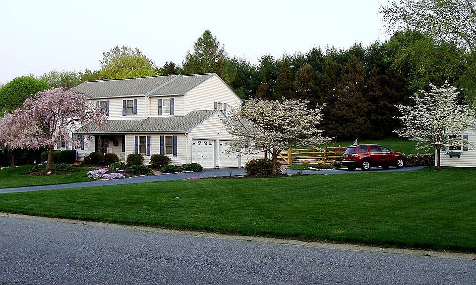 2nd image of 1510 Pennsbury Dr