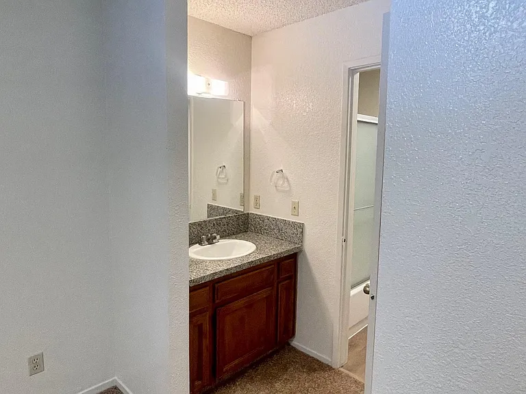 Sunridge Townhomes — Photo 38