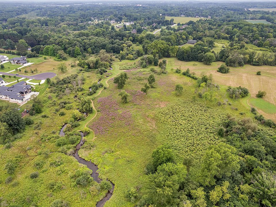 1st image of Pine Ridge Ct