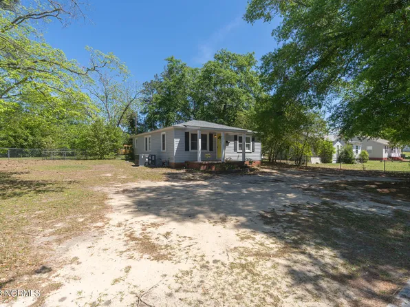 1004 Mcdonald Avenue, Hamlet, NC 28345