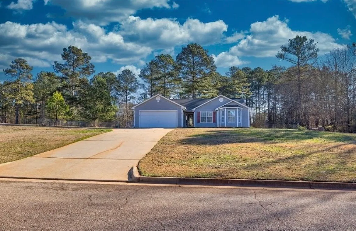 Floresta Dr, McDonough — Photo 2