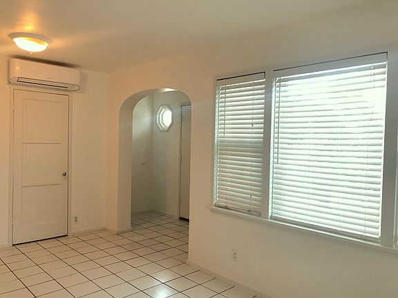 4th image of 748 1/2 Silver Lake Blvd
