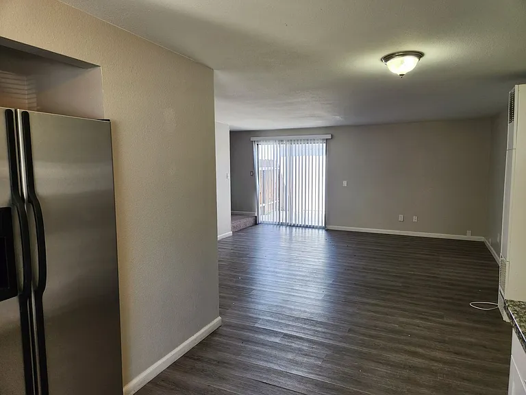 1331 N Green Ct — Photo 5