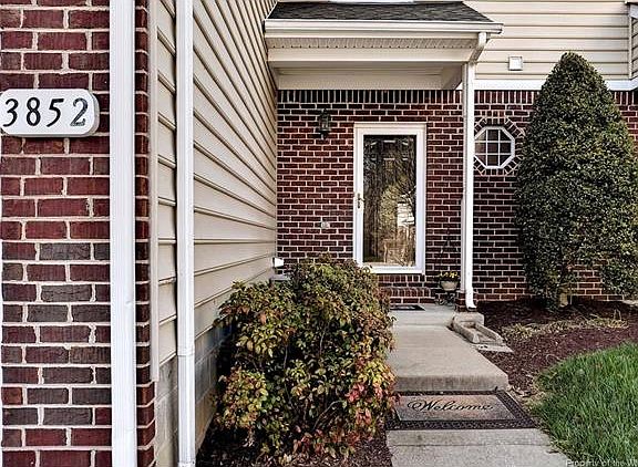 3rd image of 3852 Cromwell Ln #Na