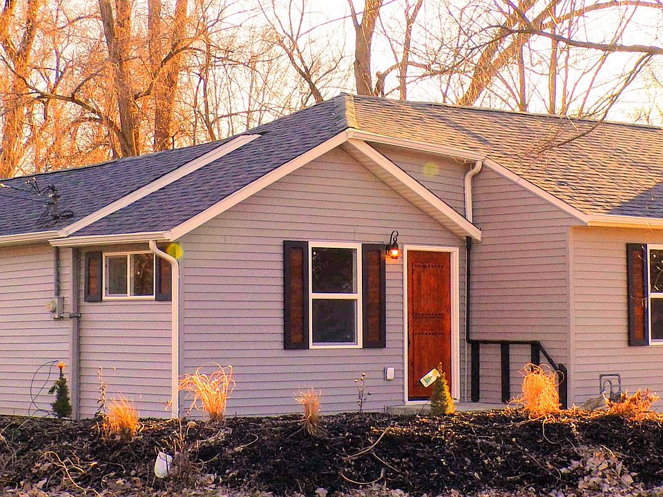 1st image of 217 E Louis St