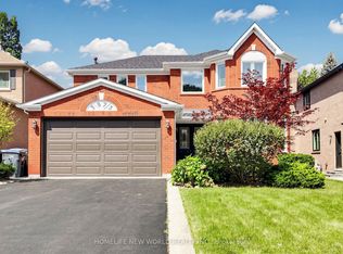 3973 Rolling Valley Dr, Mississauga, ON L5L5P3