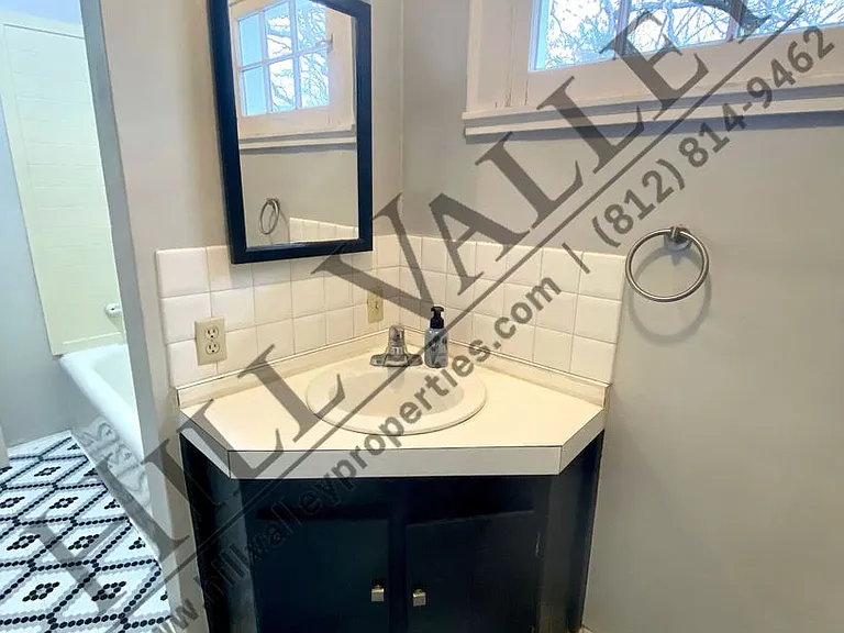 20 Jackson Blvd — Photo 20