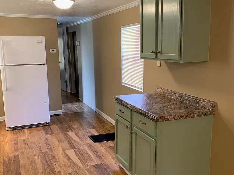 2024 Carr Ln #1 — Photo 5