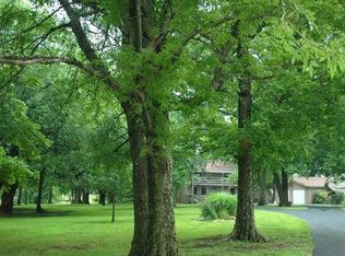 23019 Lyon Rd, Parsons, KS 67357