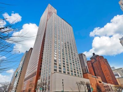 777 N Michigan Ave APT 1802, Chicago, IL, 60611