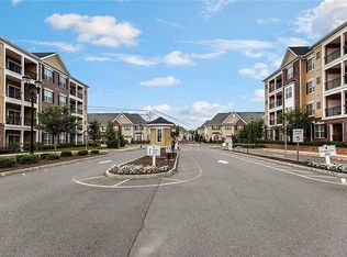 622 Doral Ct, Piscataway, NJ 08854