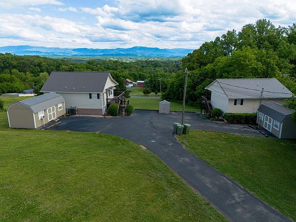 2nd image of 2708 Roberts Rd #1