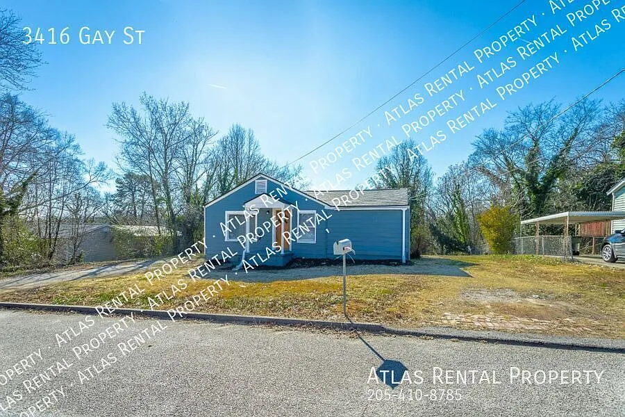 4 Bedroom Beauty in Chattanooga! — Photo 2
