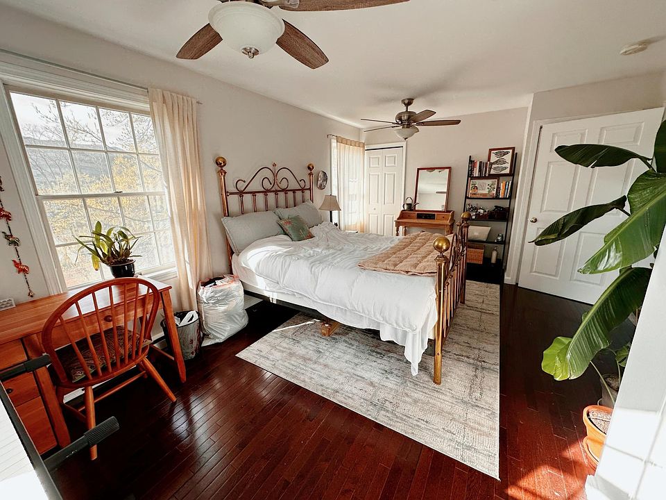 1st image of 44 Winneconnett Rd #Townhouse