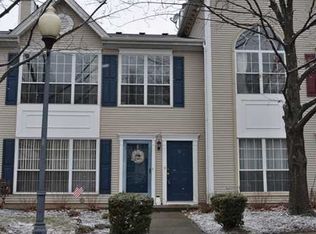 91 Edward Dr, Franklin Park, NJ 08823