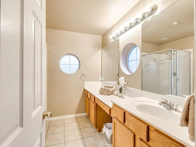 10915 Toscana Isle — Photo 9