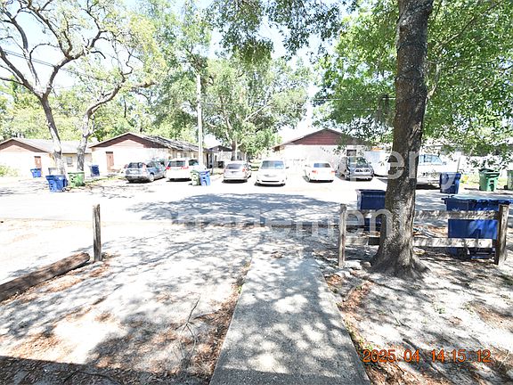 3rd image of 10406 N Arden Ave APT B