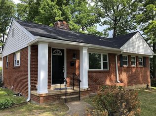 10810 Maple St, Fairfax, VA 22030