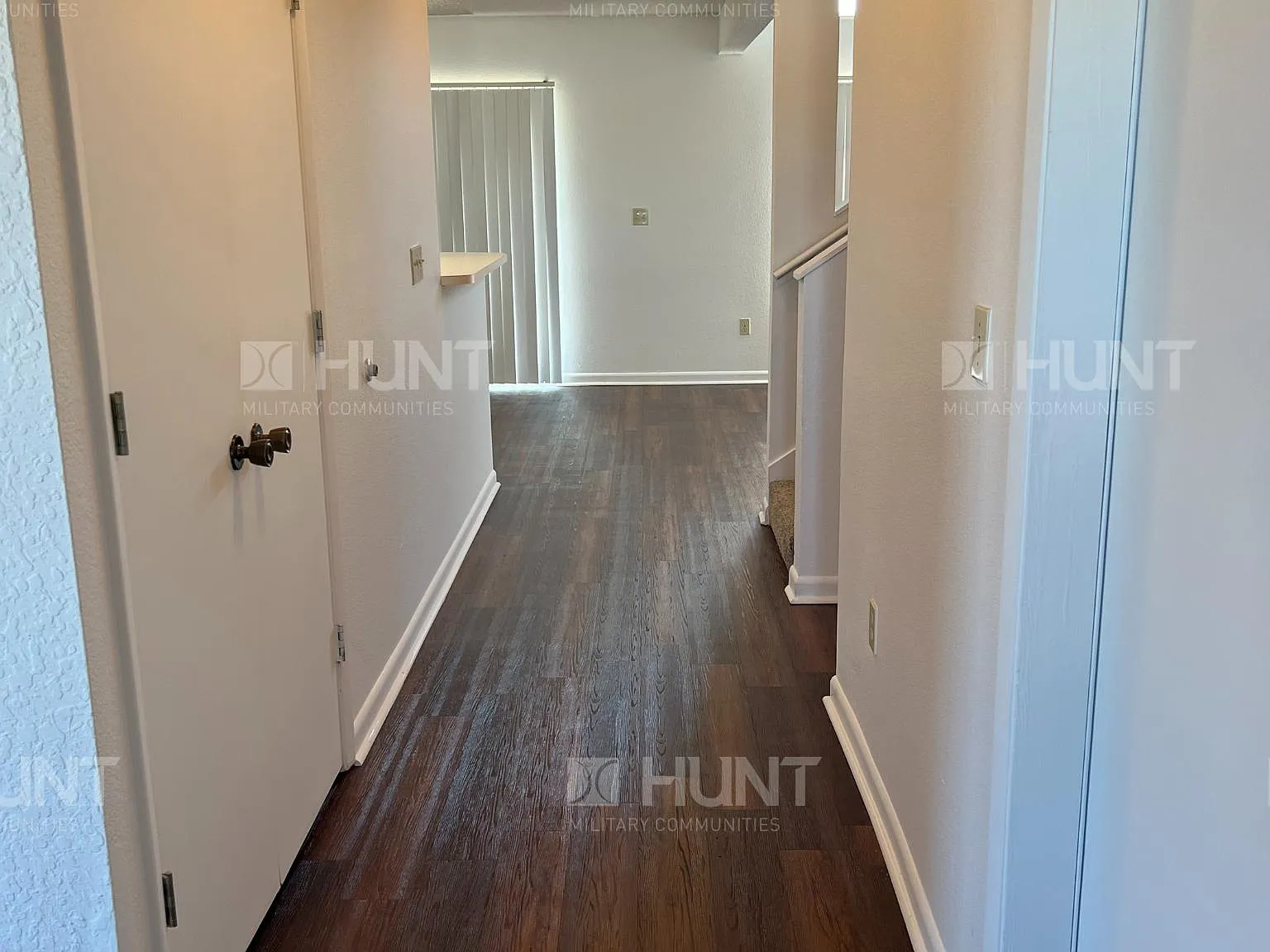 3 bed, 2.5 bath, 1244 sqft, $2,300 — Photo 2