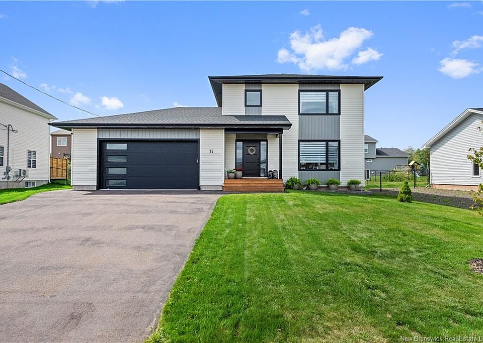 1st image of 17 Renoir St