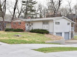 10017 W 70th St, Merriam, KS 66203