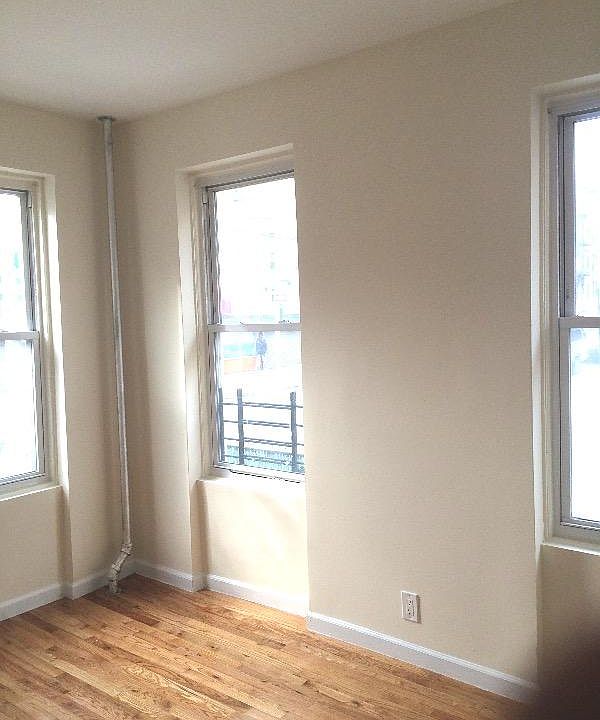 2nd image of 340 E 194th St APT 1N