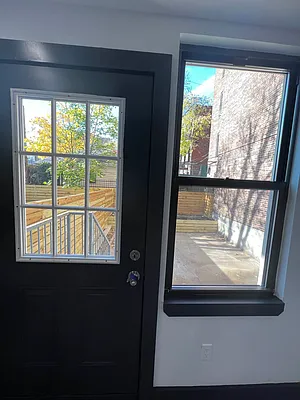 Rented by Delmark Realty LLC | media 34