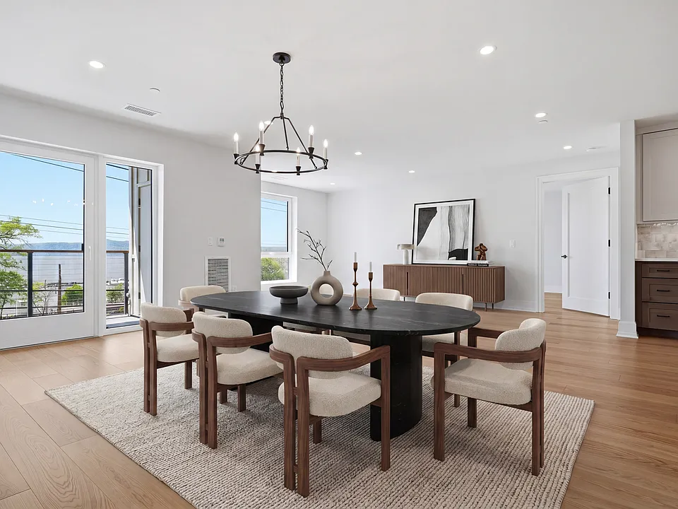 25 S Riverside Ave #208