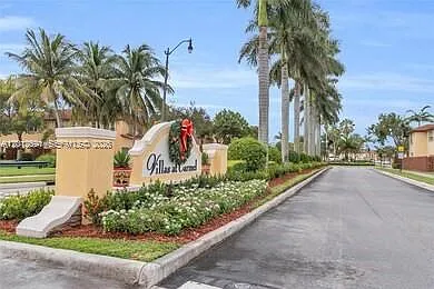 Villas At Carmel Condo No — Photo 3