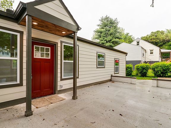 5th image of 108 Berkley Dr