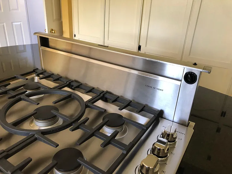High end gas stove