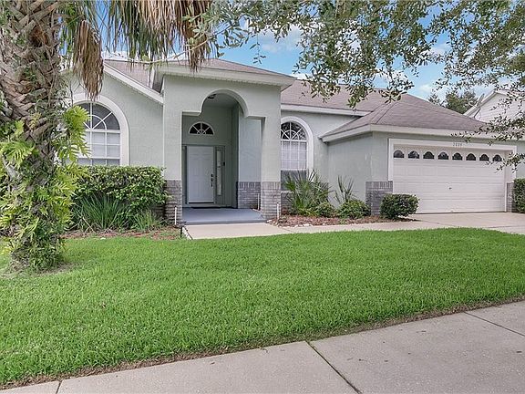 2nd image of 2809 Sand Pine St