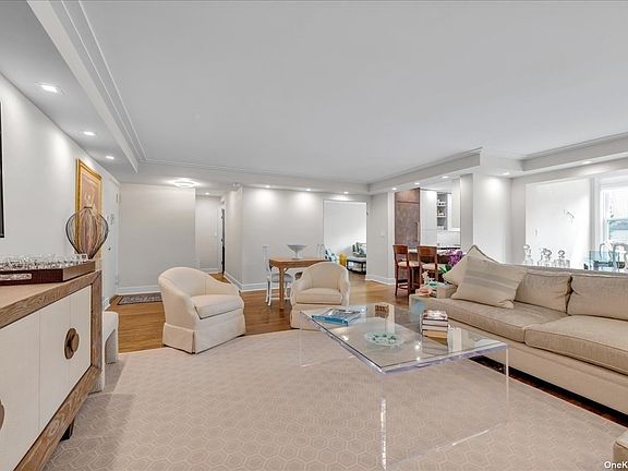 3rd image of 1390 Broadway APT 102
