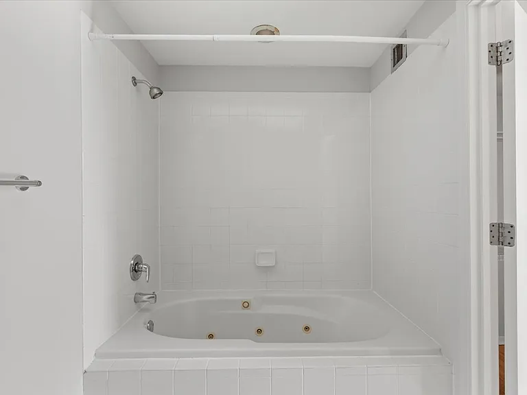 701 S Wells St #803 — Photo 9