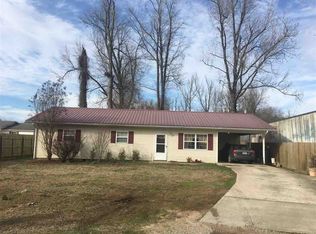 124 County Road 306, Poplar Bluff, MO 63901