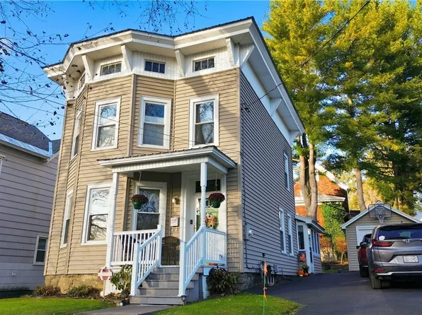 14 Diamond St, Little Falls, NY 13365