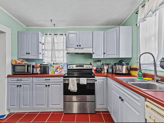 4th image of 6 Single Family Portfolio