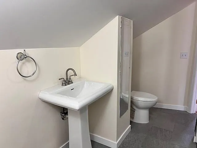 118 Southview Ter — Photo 15