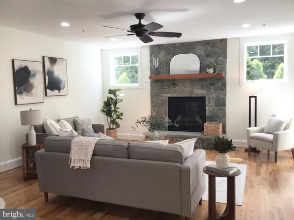 5011 Rugby Ave, Bethesda, MD 20814