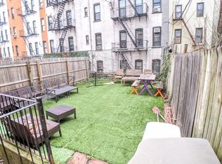 121 Maujer St #1B, Brooklyn, NY 11206