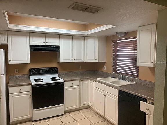 4th image of 6301 58th St N APT 805