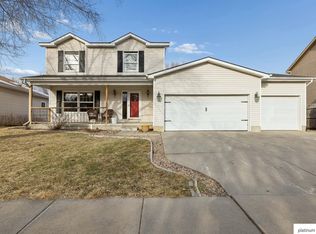 5412 NW 4th St, Lincoln, NE 68521