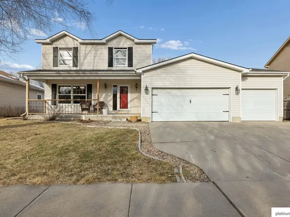 5412 NW 4th St, Lincoln, NE 68521