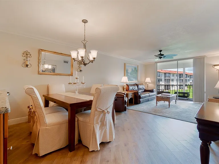 820 S Hollybrook Dr #209 — Photo 13