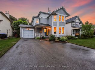 1034 Linden St, Innisfil, ON L9S 1W4