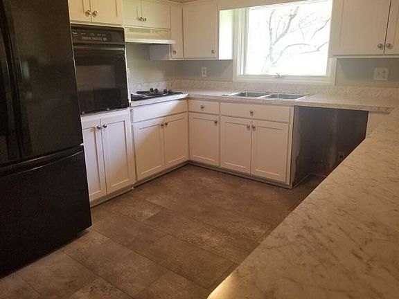 New Cabinets and Counters